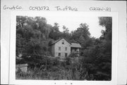 INDIAN CREEK ROAD, SE SIDE, .75 MILE W OF US HIGHWAY 61, a Front Gabled house, built in Paris, Wisconsin in 1860.