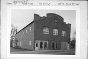 109 N MAIN ST, a Front Gabled, built in Cuba City, Wisconsin in 1915.