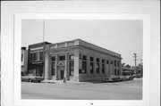 1020 LINCOLN AVE (AKA 1025 LINCOLN AVE) 1020 LINCOLN AVE (AKA 1025 LINCOLN AVE), a Neoclassical/Beaux Arts bank/financial institution, built in Fennimore, Wisconsin in 1920.