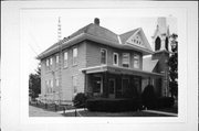 2630 MAIN ST, a Queen Anne house, built in Hazel Green, Wisconsin in 1911.