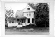 426 S MONROE ST, a Queen Anne house, built in Lancaster, Wisconsin in 1897.