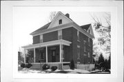 500 N ELM ST 500 N ELM ST, a American Foursquare house, built in Platteville, Wisconsin in 1910.