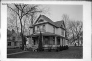 410 W PINE ST, a Queen Anne house, built in Platteville, Wisconsin in 1898.