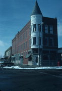 NW CORNER OF EXHANGE ST AND CENTER AVE, a Queen Anne small office building, built in Brodhead, Wisconsin in 1900.