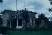 1002 W 2ND ST, a Italianate house, built in Brodhead, Wisconsin in 1877.