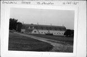 W2609 ABBEY RD, a Astylistic Utilitarian Building barn, built in Brooklyn, Wisconsin in 1916.