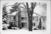 175 N ADAMS AVE, a Neoclassical/Beaux Arts house, built in Berlin, Wisconsin in 1911.