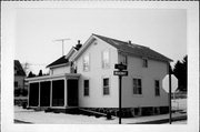 489 BROADWAY, a Gabled Ell house, built in Berlin, Wisconsin in .