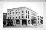 101 W HURON ST, a Commercial Vernacular lodging-hotel, built in Berlin, Wisconsin in 1863.