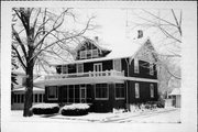 145 E MOORE ST, a Craftsman house, built in Berlin, Wisconsin in 1915.