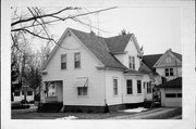 184 SUMNER ST 184 SUMNER ST, a Queen Anne house, built in Berlin, Wisconsin in 1905.