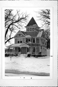 284 W JOHN ST, a Queen Anne house, built in Markesan, Wisconsin in 1893.