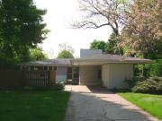 8123 W DREYER PL 8123 W DREYER PL, a Ranch house, built in West Allis, Wisconsin in 1959.