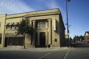 178 N IOWA ST, a Neoclassical/Beaux Arts bank/financial institution, built in Dodgeville, Wisconsin in 1919.