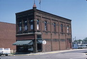301 N IOWA ST 301 N IOWA ST, a Italianate grocery store/supermarket, built in Dodgeville, Wisconsin in 1898.