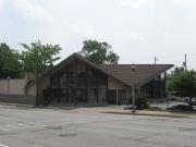 6027 W GREENFIELD AVE, a Contemporary grocery store/supermarket, built in West Allis, Wisconsin in 1949.