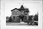 313 E DIVISION ST, a Gabled Ell house, built in Dodgeville, Wisconsin in 1880.