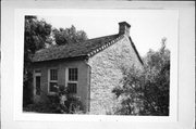 17 SHAKE RAG ST, a Federal house, built in Mineral Point, Wisconsin in 1843.