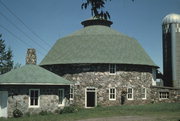 Annala Round Barn, a Building.