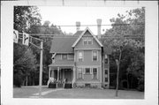 400 MADISON AVE, a Queen Anne house, built in Fort Atkinson, Wisconsin in 1885.