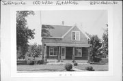 807 MADISON AVE, a Queen Anne house, built in Fort Atkinson, Wisconsin in 1907.