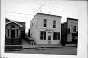 117 W MAIN ST, a Commercial Vernacular city/town/village hall/auditorium, built in Palmyra, Wisconsin in 1898.