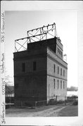 231 S CONCORD ST 231 S CONCORD ST, a Commercial Vernacular public utility/power plant/sewage/water, built in Watertown, Wisconsin in 1909.