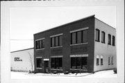 201 FREDERICK ST, a Astylistic Utilitarian Building industrial bldg/manufacturing facility, built in Watertown, Wisconsin in 1910.