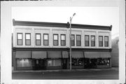 611 E MAIN ST, a Italianate large retail building, built in Watertown, Wisconsin in 1905.