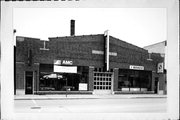 615 E MAIN ST, a Twentieth Century Commercial large retail building, built in Watertown, Wisconsin in 1920.