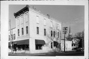 618 E MAIN ST, a Italianate bakery, built in Watertown, Wisconsin in 1885.