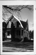 816 RICHARDS AVE, a Dutch Colonial Revival house, built in Watertown, Wisconsin in 1911.