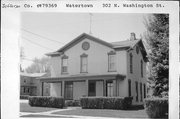 302 N WASHINGTON ST, a Italianate house, built in Watertown, Wisconsin in 1860.