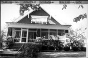 202 S WASHINGTON ST, a Craftsman house, built in Watertown, Wisconsin in 1910.