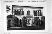 214 TREMONT ST, a Italianate house, built in Mauston, Wisconsin in 1869.