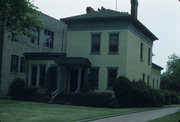 6044 8TH AVE, a Italianate house, built in Kenosha, Wisconsin in 1846.