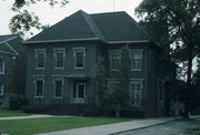 6028 8TH AVE, a Italianate house, built in Kenosha, Wisconsin in 1848.