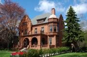 2569 N WAHL AVE, a German Renaissance Revival house, built in Milwaukee, Wisconsin in 1900.