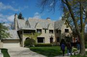 2635 N WAHL AVE 2635 N WAHL AVE, a English Revival Styles house, built in Milwaukee, Wisconsin in 1925.