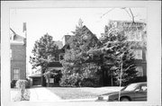 6008 8TH AVE, a Craftsman house, built in Kenosha, Wisconsin in 1908.