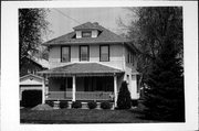 930 75TH ST, a American Foursquare house, built in Kenosha, Wisconsin in 1918.