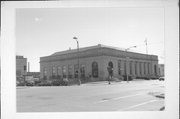 5605 SHERIDAN RD, a Neoclassical/Beaux Arts post office, built in Kenosha, Wisconsin in 1933.