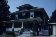 909 DODGE ST 909 DODGE ST, a American Foursquare house, built in Kewaunee, Wisconsin in 1914.
