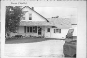 COUNTY LINE RD, W SIDE, .6 M S OF NORTHBROOK RD, a Gabled Ell house, built in Luxemburg, Wisconsin in .