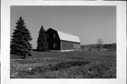 N9398 ALLARD RD, a Astylistic Utilitarian Building barn, built in Red River, Wisconsin in 1930.