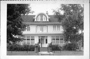 805 DODGE ST, a Colonial Revival/Georgian Revival house, built in Kewaunee, Wisconsin in 1909.