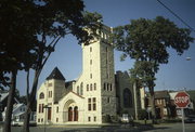 525 S 7TH ST, a Romanesque Revival church, built in La Crosse, Wisconsin in 1895.