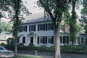 1721 KING ST, a Colonial Revival/Georgian Revival house, built in La Crosse, Wisconsin in 1918.