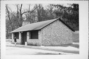 N4668 County Highway VP, a NA (unknown or not a building) pavilion, built in West Salem, Wisconsin in 1937.