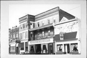 1520-1522 COMMERCIAL ST, a Italianate lodging-hotel, built in Bangor, Wisconsin in 1900.